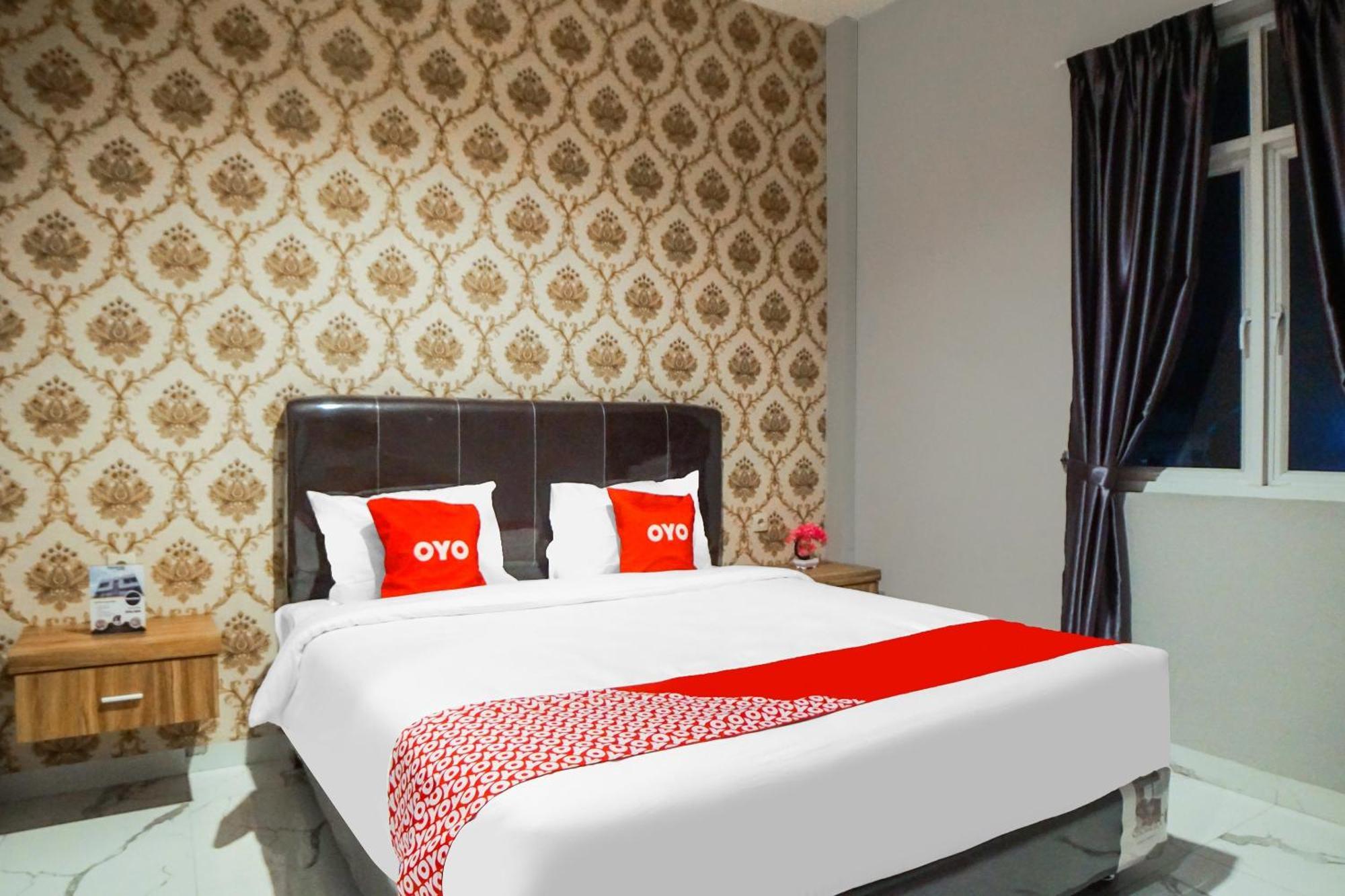 Super Oyo Capital O 92066 Papakoel Hotel & Cafe 棉兰 外观 照片